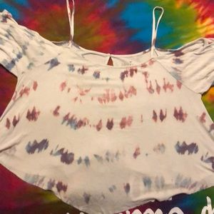 American eagle cold shoulder tee